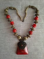 Collier vintage ethnique avec grand pendentif