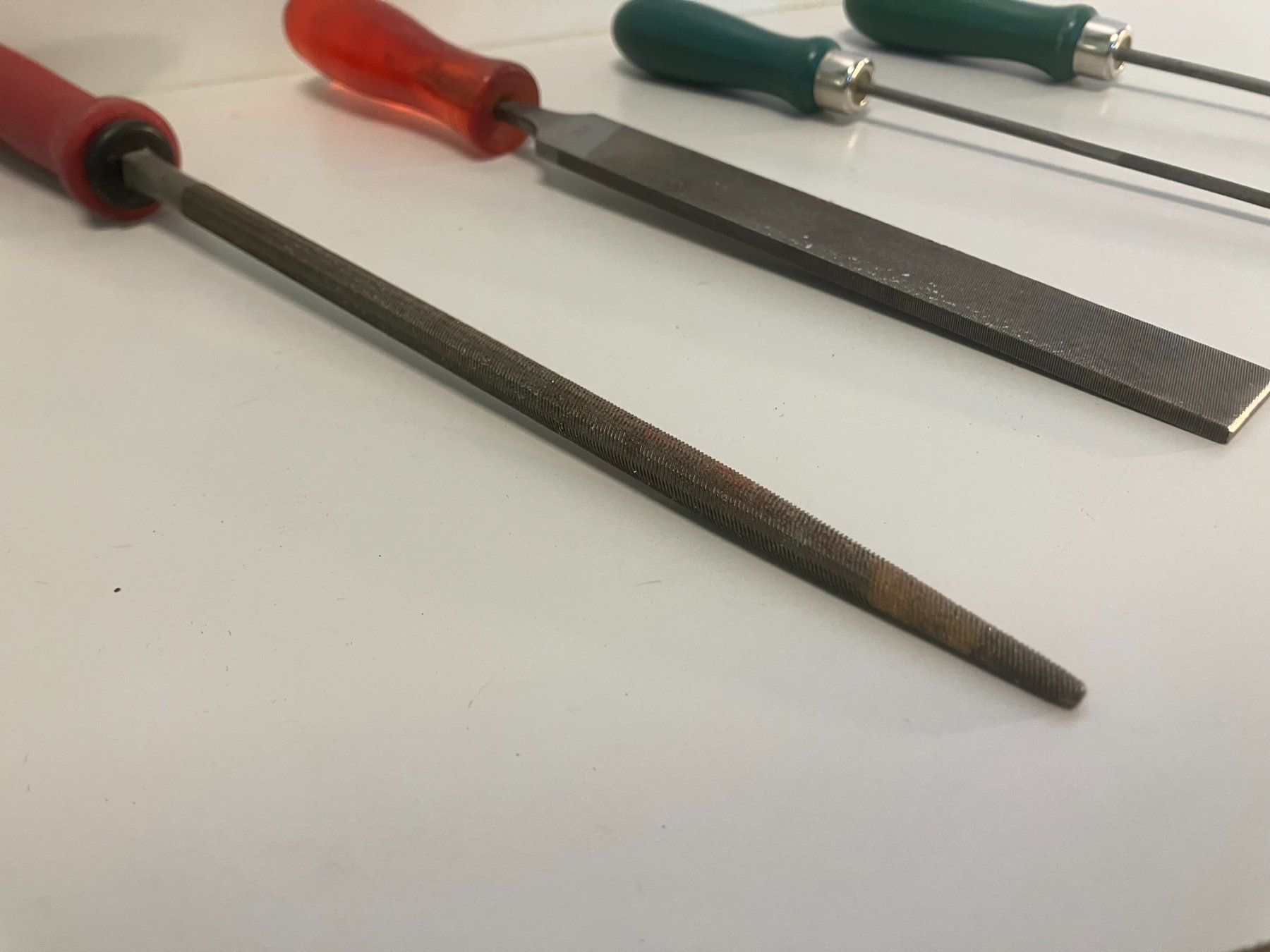Tutti gli attrezzi: Post. div. gebrauchter Fein-Metallfeilen ab 1.- – Usato da Lichtensteig venduto da Buy24International 2