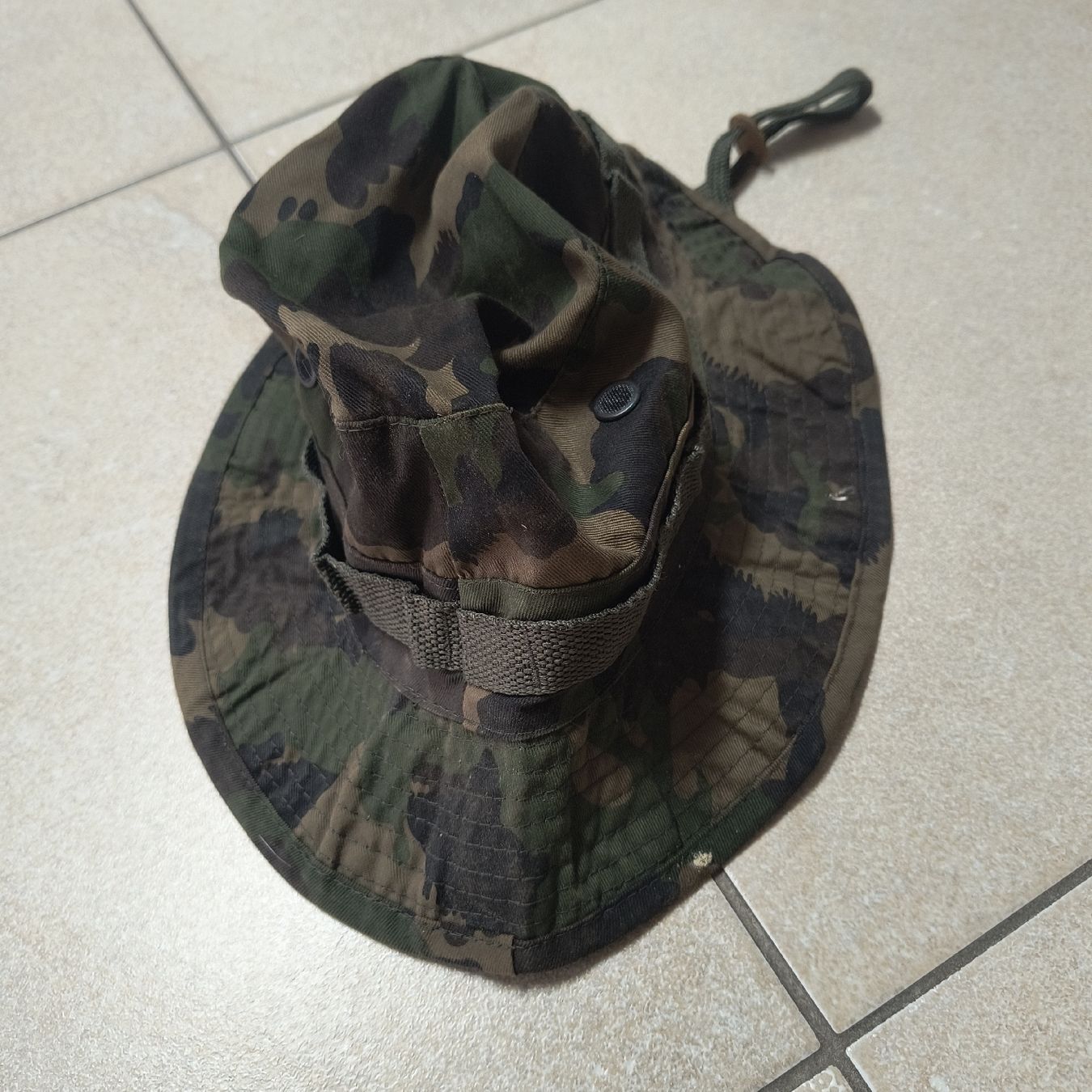 Schweizer Armee Uniformi: chapeau de brousse armée suisse  – Nuovo (secondo la descrizione) da Saubraz venduto da fanf 1