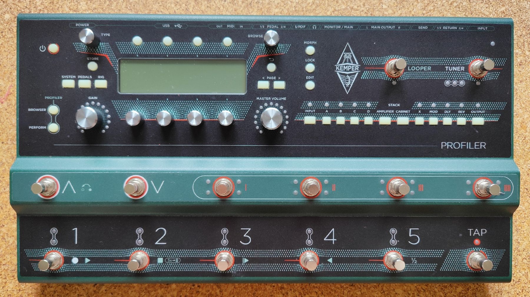Kemper Amplificateurs: Kemper Profiler Stage inkl. Moog Expression Pedal – D'occasion à Wermatswil par sgsdfg
