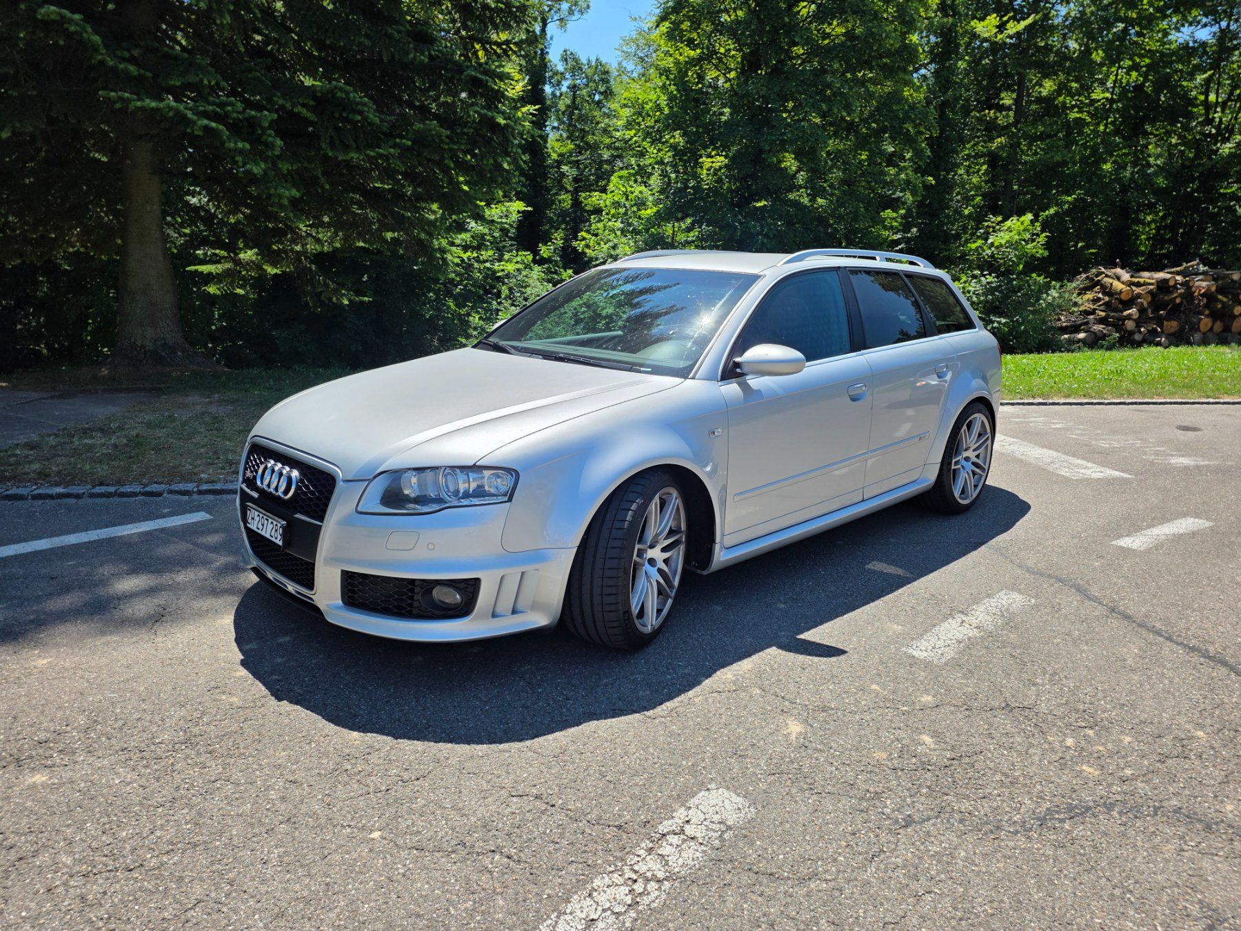 Audi Automobili: RS4 B7 Avant – Usato da Zürich venduto da LL94 5