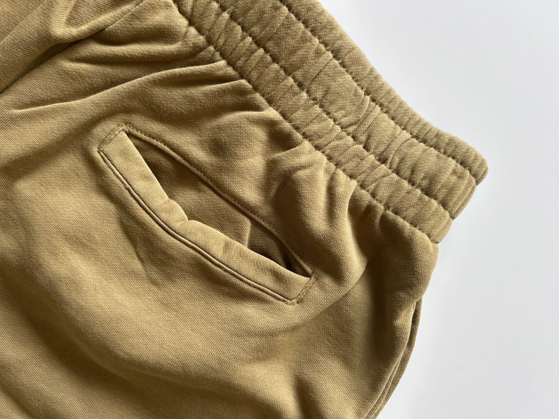 Weekday Pantaloni: Weekday Shorts – Usato da St. Gallen venduto da look-twice 3