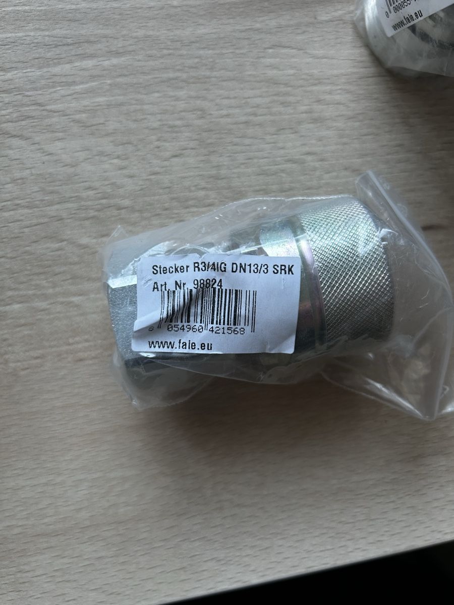 Tutti gli attrezzi: Stecker und Muffe von Hydrauliksystem – Nuovo e nell'imballaggio originale da Gretzenbach venduto da TeaRex 5