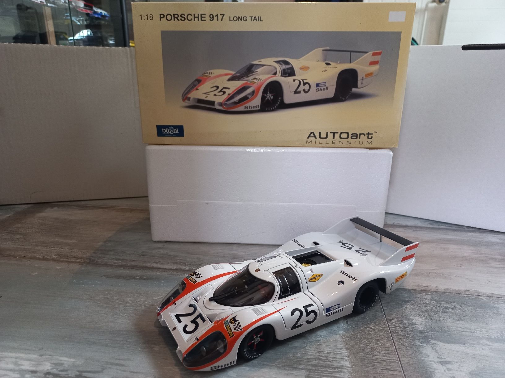 Autoart Modellautos: Porsche 917 Long Tail 1/18 Autoart – Gebraucht aus Attalens von remy_s00
