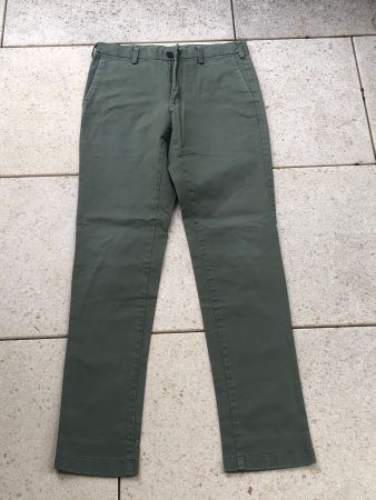 Green Uniqlo chino