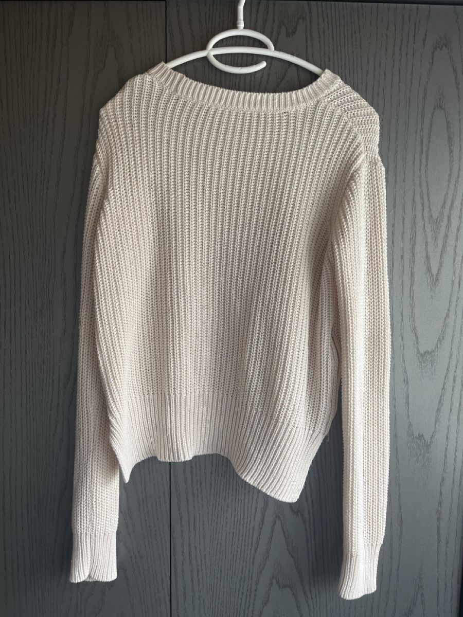 H&M Pullover & Sweatshirts: Pull en maille rose clair – Gebraucht aus Le Locle von Ophelhugy 1