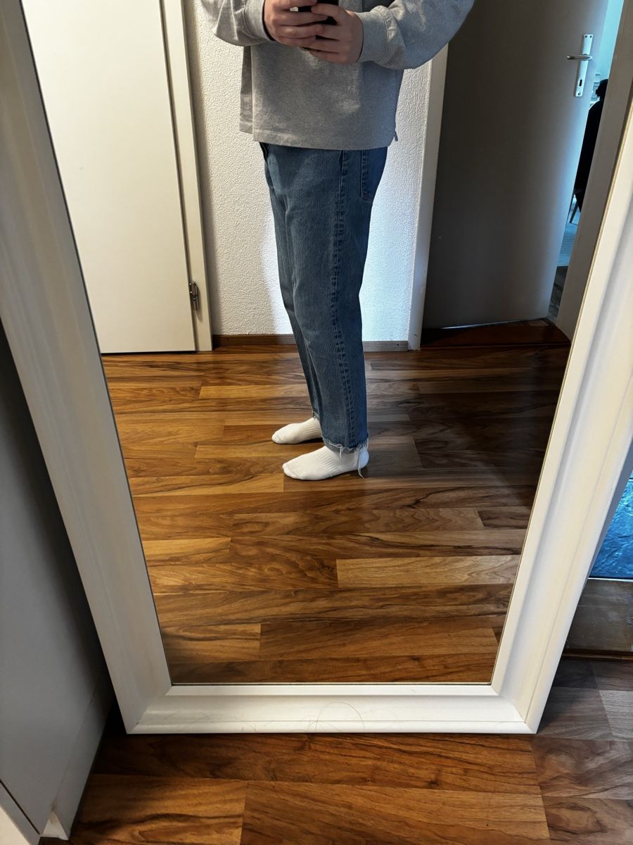 Weekday Jeans: Weekday Barrel Jeans | 33/32 – Usato da St. Gallen venduto da NPC_mit_Twint 5