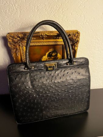Vintage Leder Handtasche Schwarz Straußenoptik Elegant