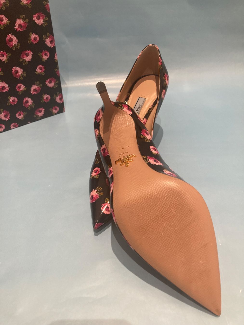 Prada Damenschuhe: Prada 36,5  PELLE DI VERNICE – Gebraucht aus Paradiso von Kayakara 3