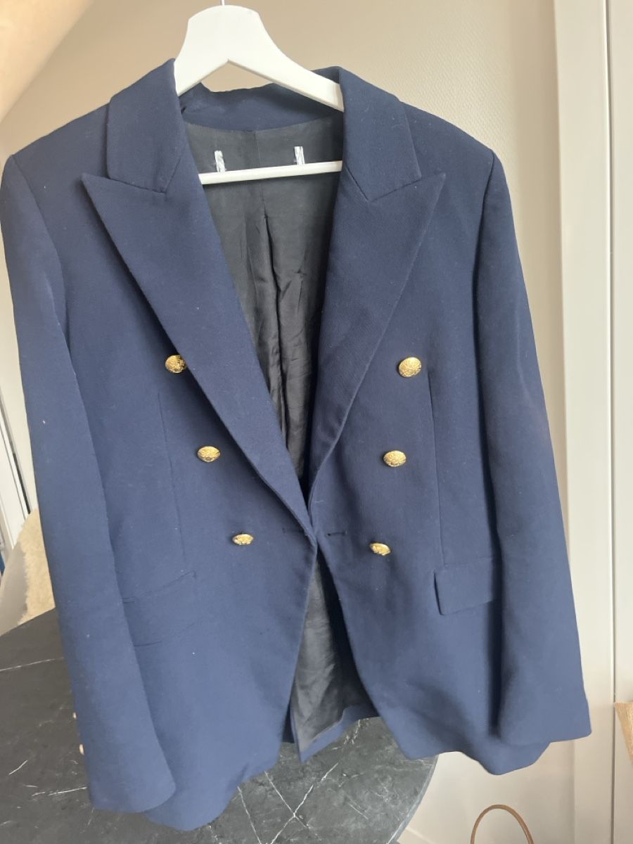 Zara Completi & Tailleur: Zara navy Blazer einwandfreier Zustand – Usato da Zürich venduto da invinitylove