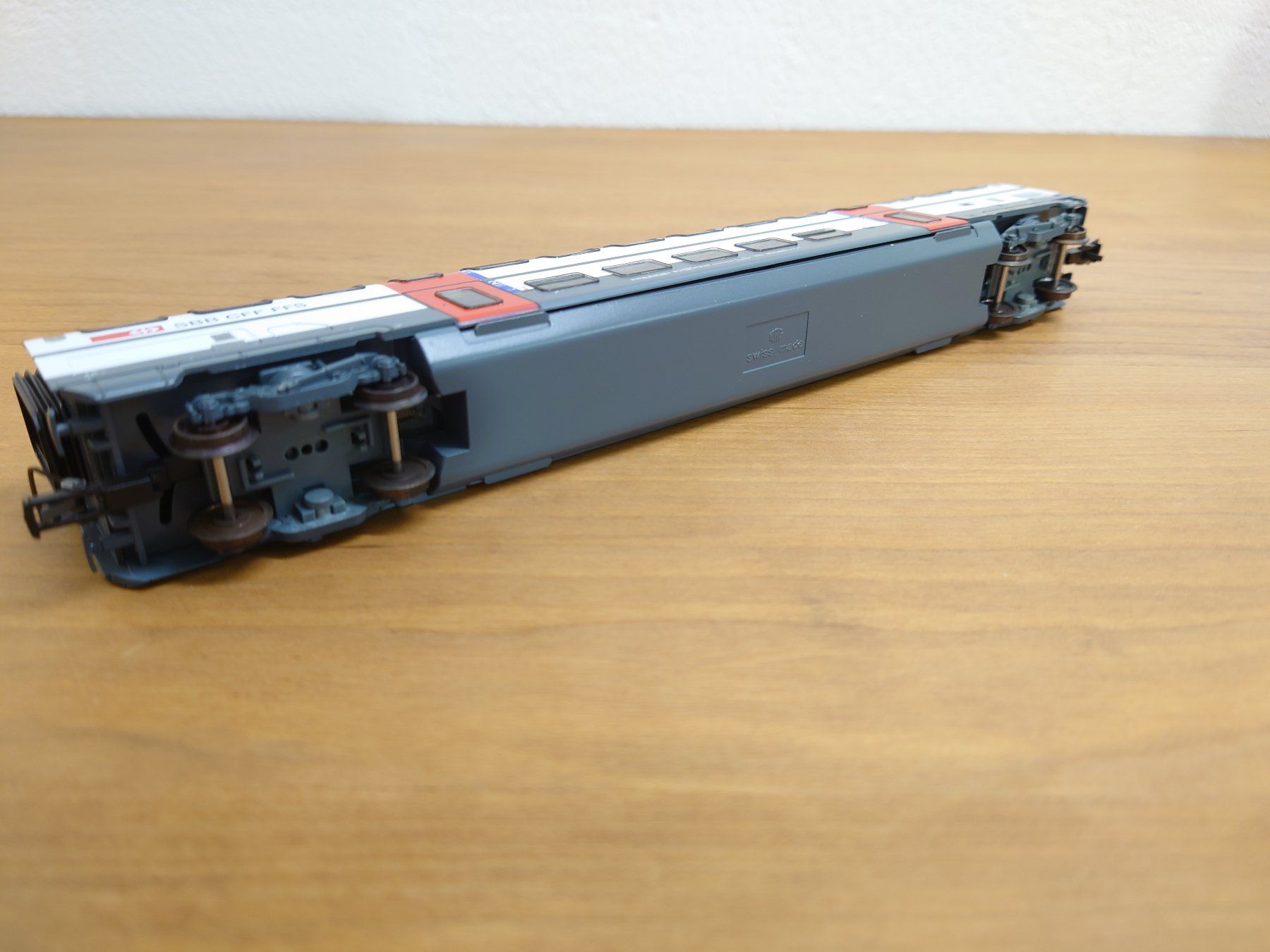 Hag Modellini di ferrovie: IC 2000 SBB, HAG, H0 – Usato da Luzern venduto da MR1973 2
