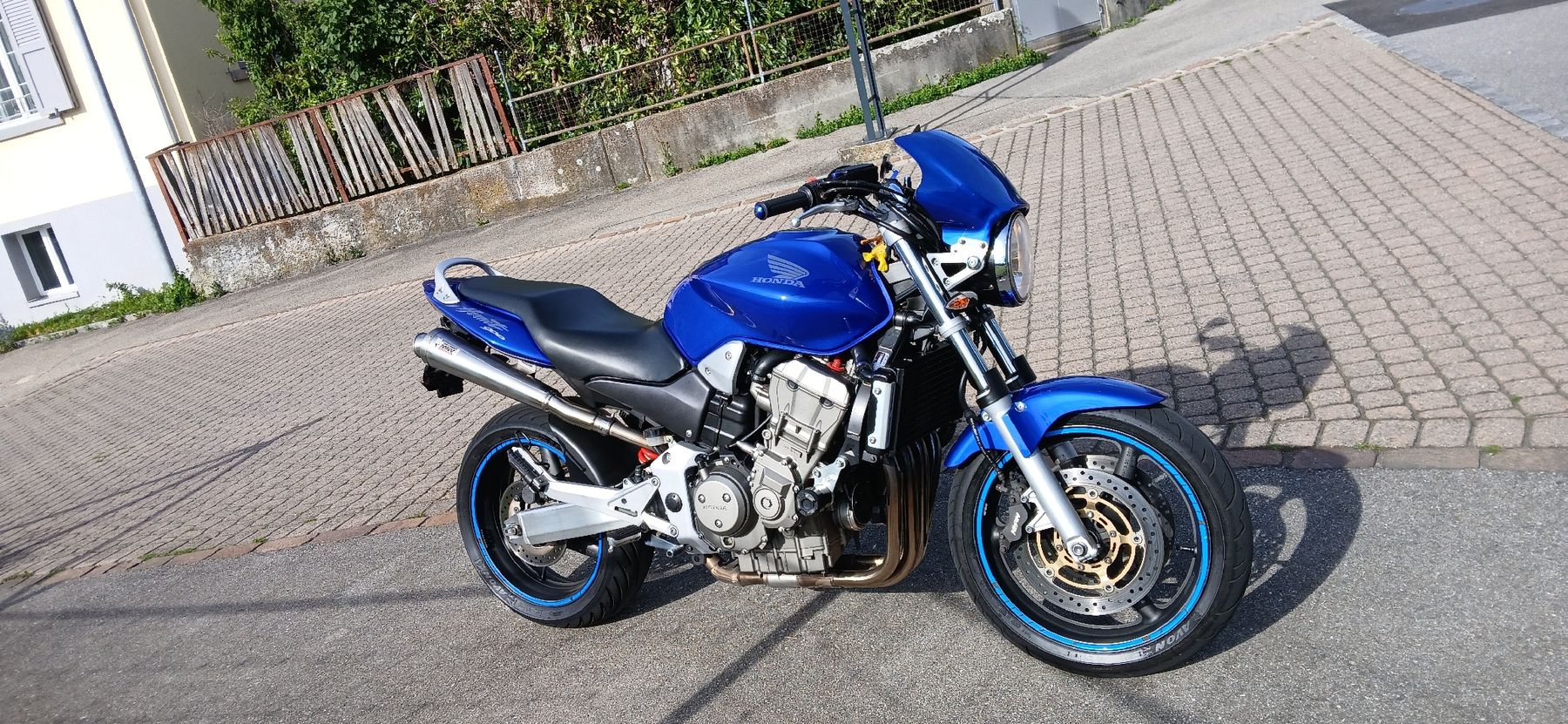 Honda Strada: Honda CB 900 Hornet – Usato da Grenchen venduto da Luca-g