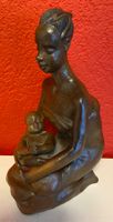 Mutter mit Kind, Skulptur, Handarbeit Unikat .Keramik