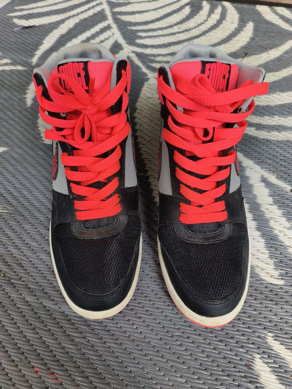 Nike Scarpe da donna: Nike Force Sky High compensées, taille 41 – Usato da Préverenges venduto da cpa_v28q 1