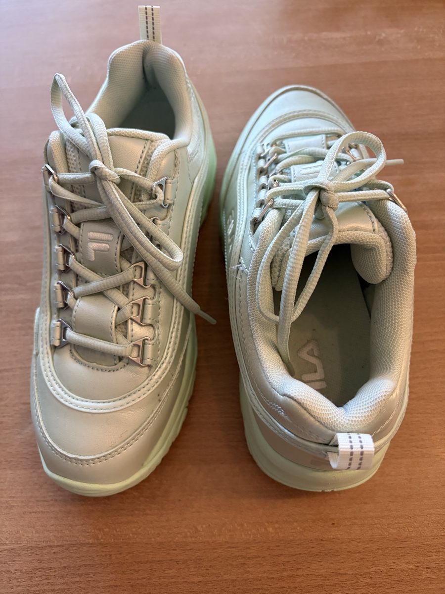 Fila Scarpe da donna: Fila Sneakers Modell Strada  mint Grösse 37.5 – Usato da Wetzikon ZH venduto da rvollenweider