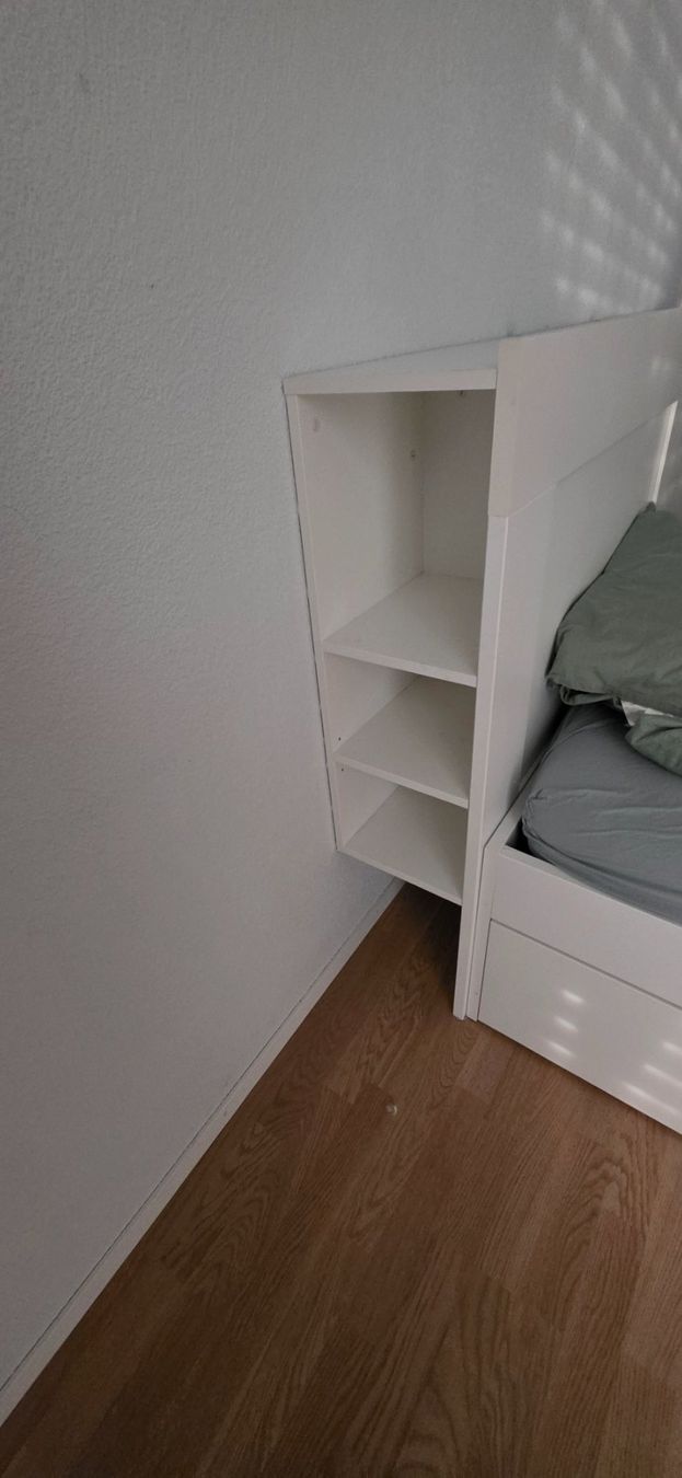 Letti: Brimnes Kopfteil – Usato da Unterägeri venduto da mbr_p58w 3