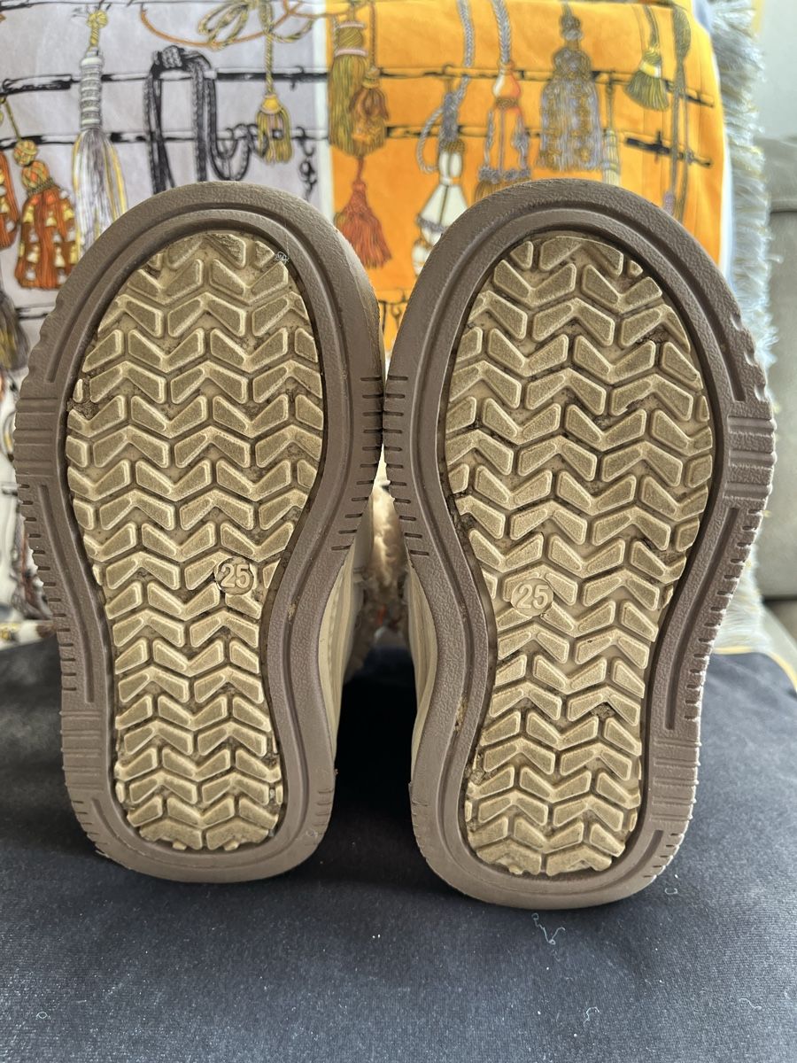 Scarpe per ragazzi: Kinder Winterstiefel Gr. 25 – Usato da Oberengstringen venduto da Baby_Fashion 7
