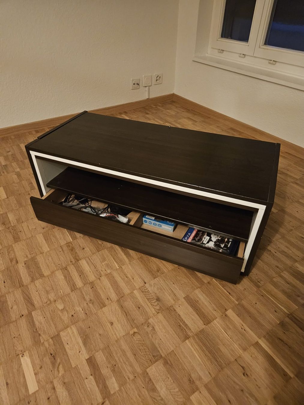 Ikea Meubles TV: TV-Möbel – D'occasion à Kreuzlingen par gau_8qg9 2