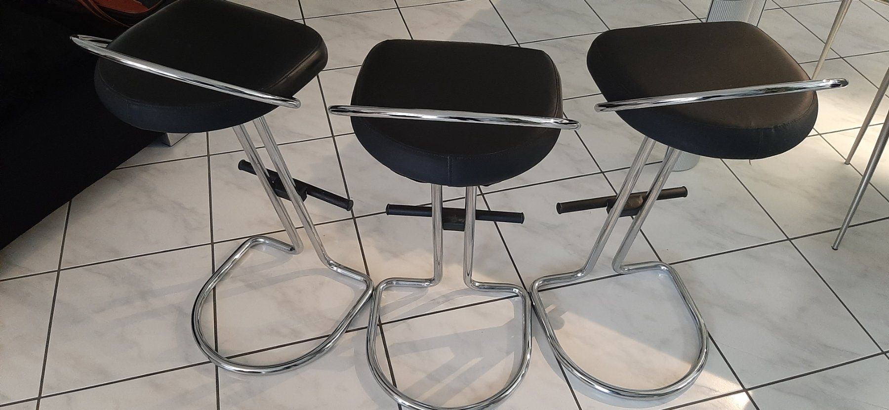 Hocker: Barhocker, schwarz – Gebraucht aus Nänikon von bonsai64 4
