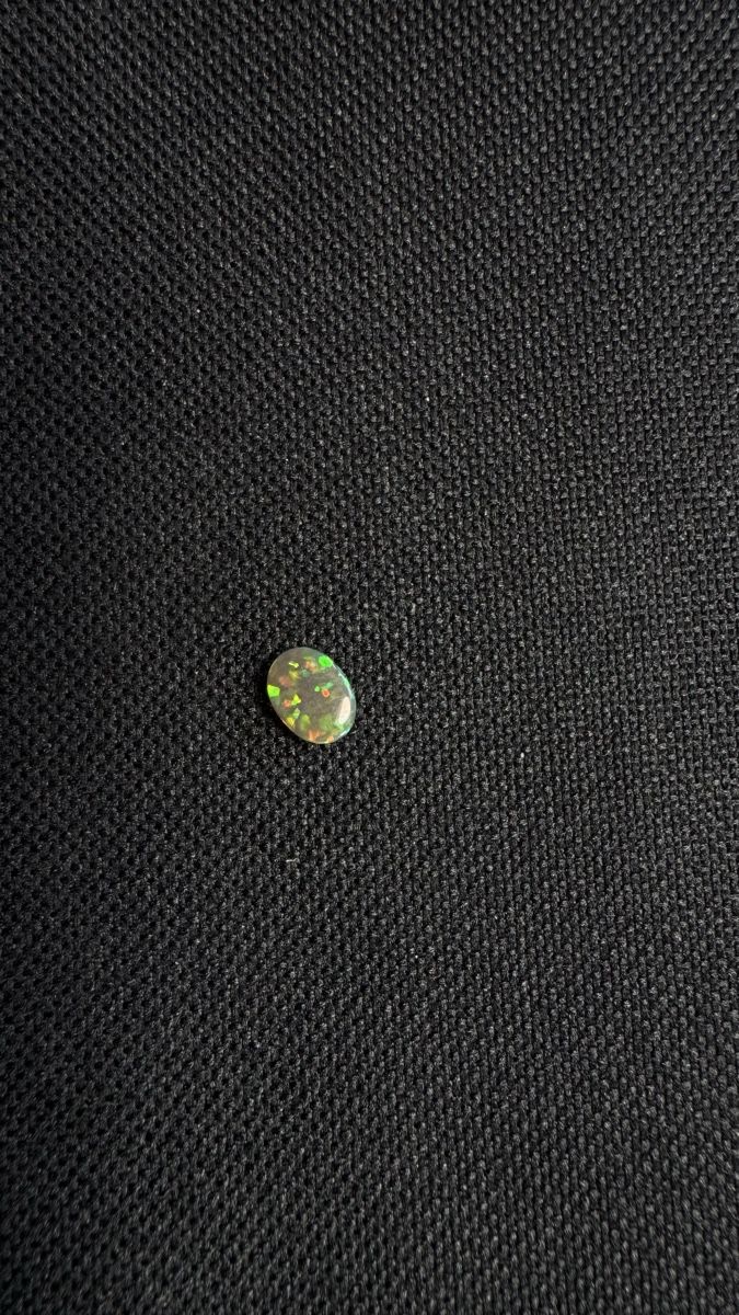 Pietre preziose: Black Opal AAA 0.9 ct – Nuovo e nell'imballaggio originale da Wängi venduto da Horus90