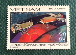 Briefmarken aus Vietnam gestempelt    Siehe Original Fotos.