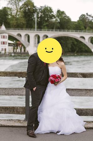 Brautkleid für eine kleine Frau