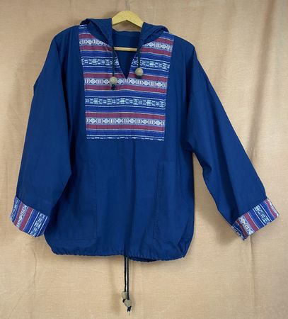 Bluse Sweater mit Kapuze