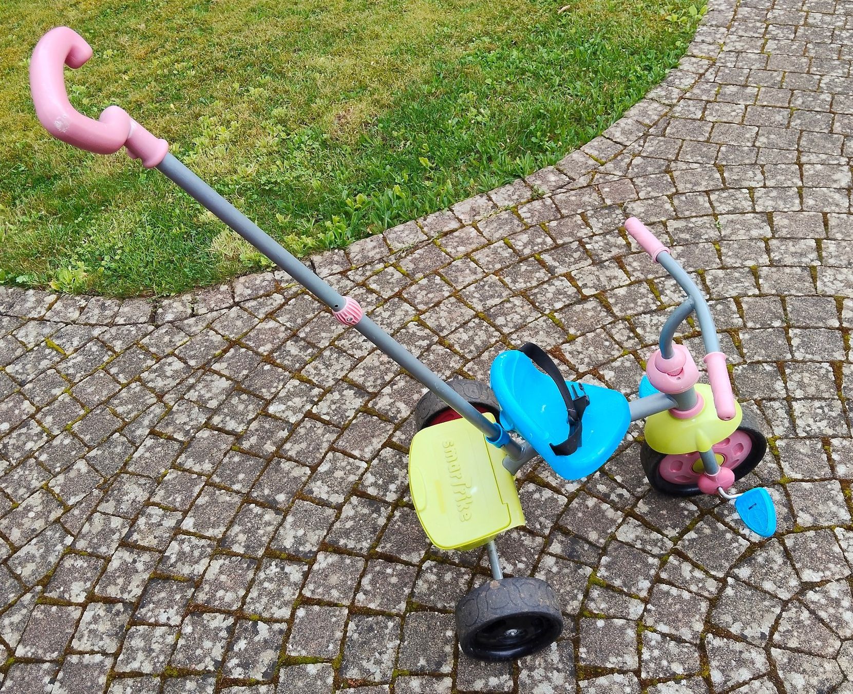 Veicoli per bambini: Dreirad-Velöli mit Schubstange – Usato da Trimbach venduto da Robigutri 2