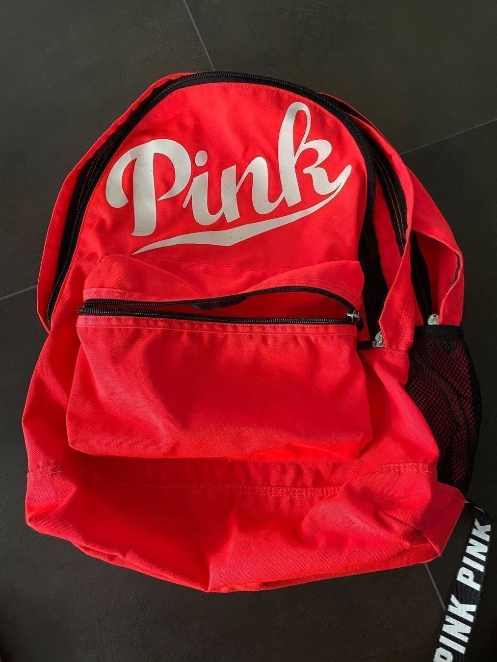 Victoria's Secret Borse & Zaini: Pink sac à dos – Usato da Delémont venduto da Ma_LoU.01