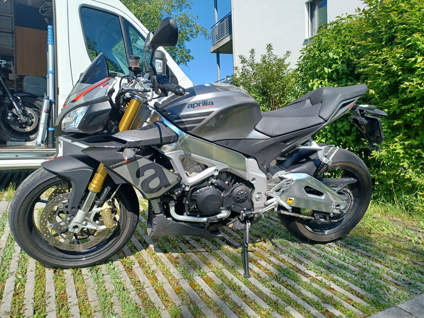 Strada: Aprilia Tuono 1100 V4 2015 – Usato da Bichelsee venduto da patty028 2