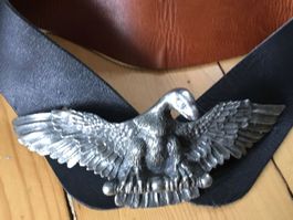 Ledergürtel mit Adler-Schnalle