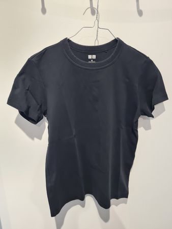 Uniqlo  T-Shirt schwarz Grösse M neuwertig