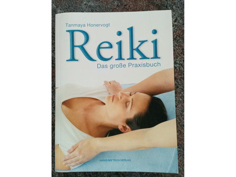 Libri: Reiki - das grosse Praxisbuch – Usato da Bätterkinden venduto da Elefantenzoo