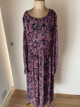 Leichtes Langarmkleid mit Blumenmuster , Grösse M neuwertig