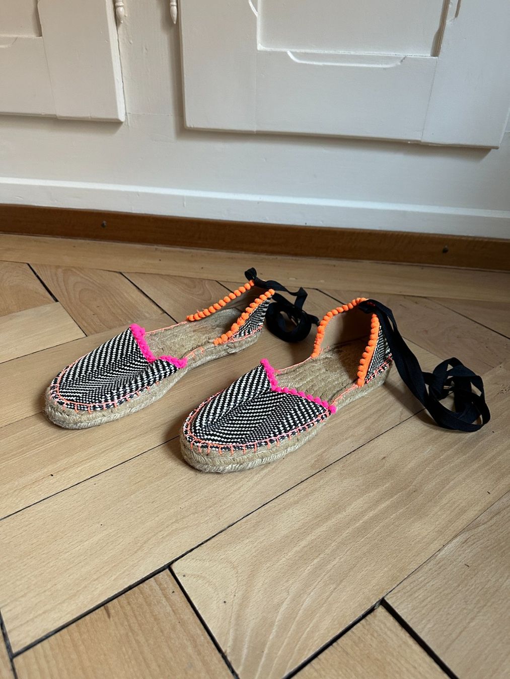 Scarpe da donna: Ethno Espadrilles bunt 39 – Usato da Zürich venduto da Diazaio