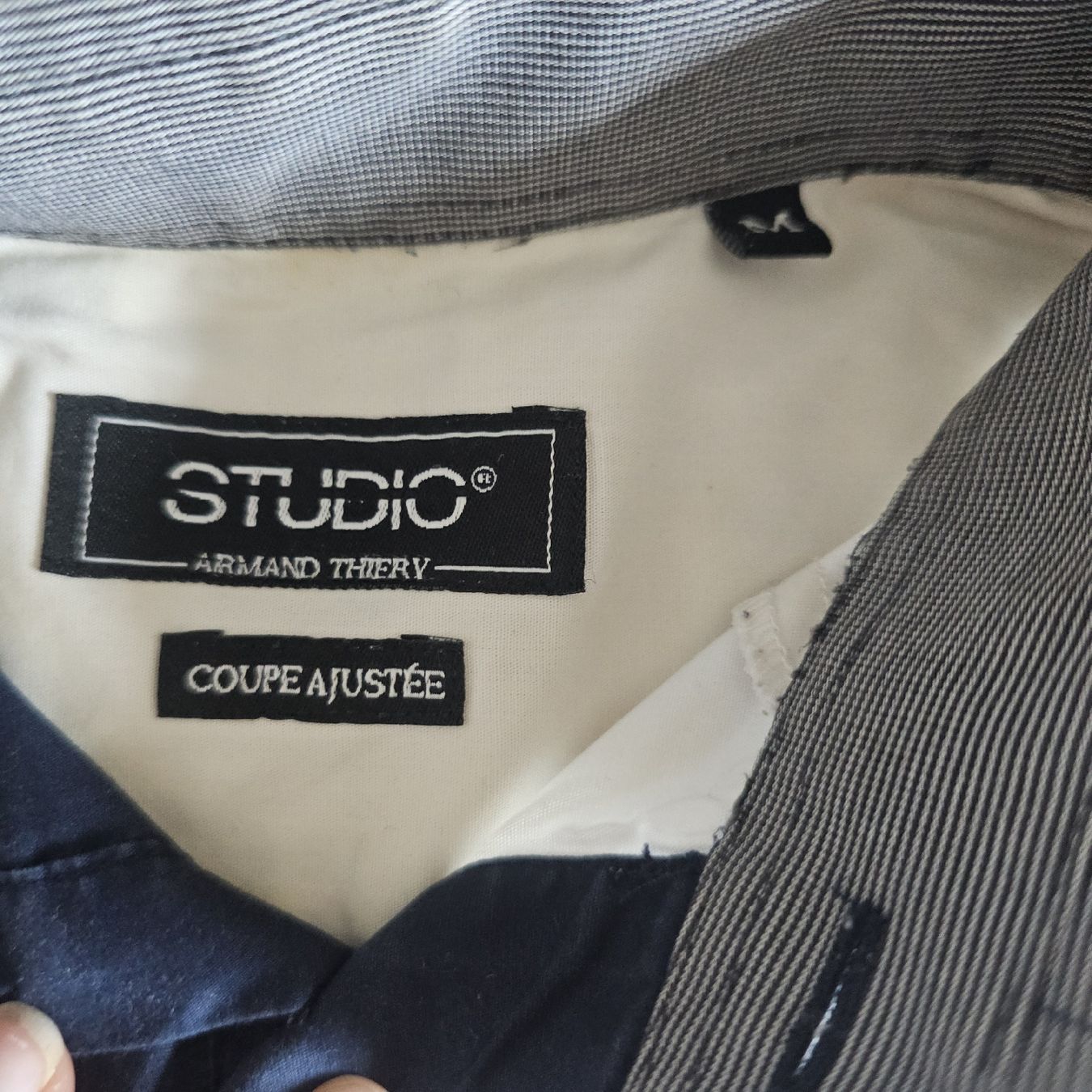 Camicie: Chemise Armand Thiery Studio – Usato da Sornetan venduto da T.a333 1
