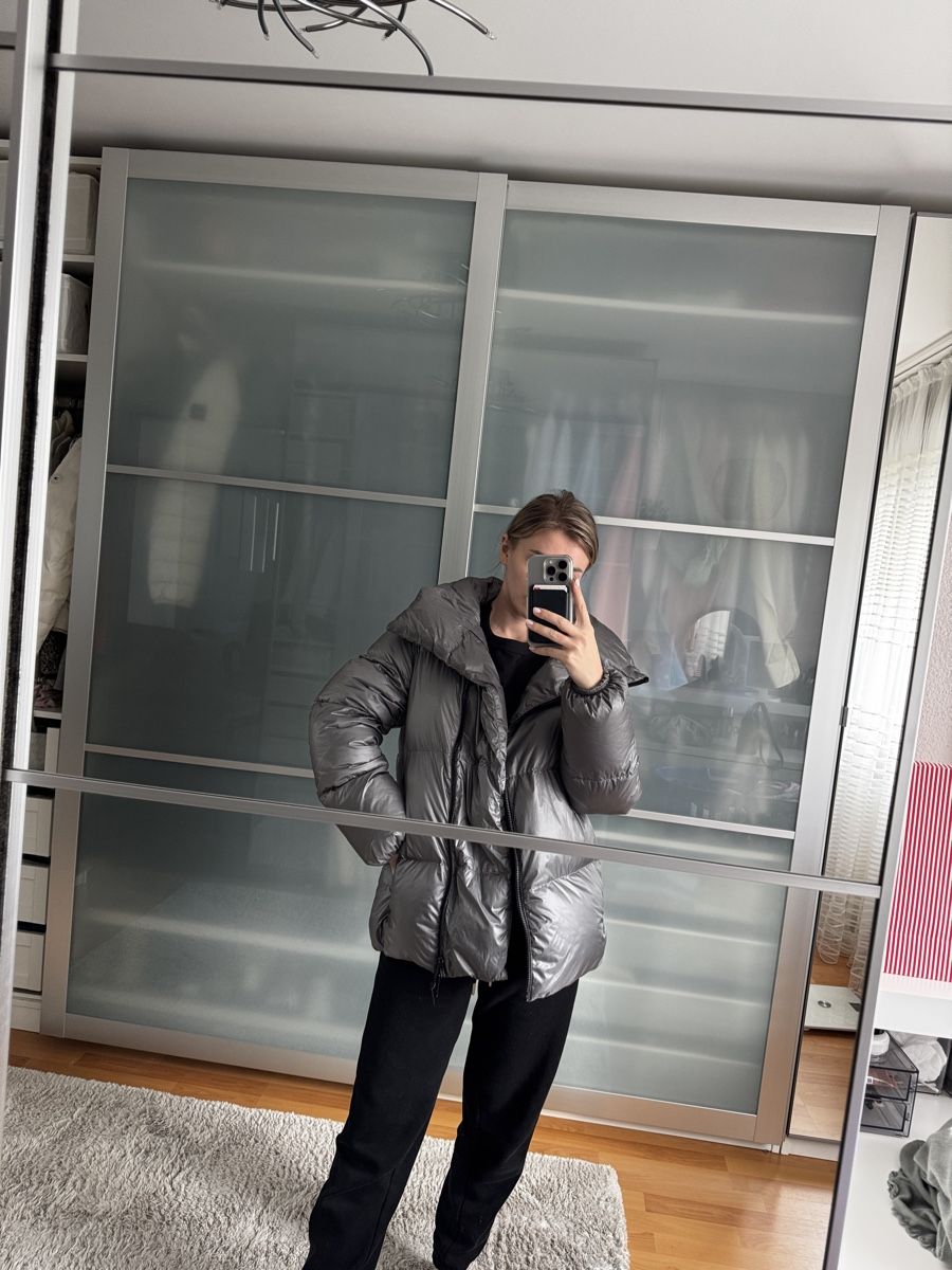 Massimo Dutti Jacken: Massimo Dutti  Down Jacket Grey XS – Neu (gemäss Beschreibung) aus Baar von Zlata1