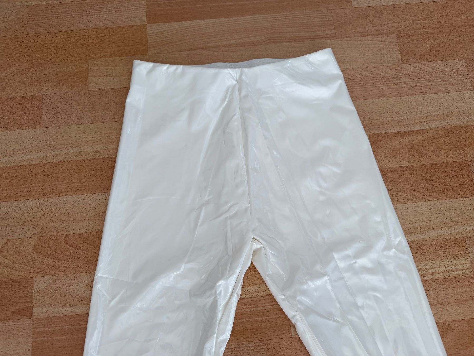 Leggings: Vinyl Lack Leggings Weiss – Nuovo e nell'imballaggio originale da Uetendorf venduto da Stoun 5