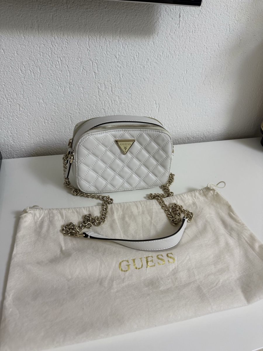 Sacs femmes: Guess Tasche – Neuf (Voir description) à Gossau SG par cuk_fyc6 1