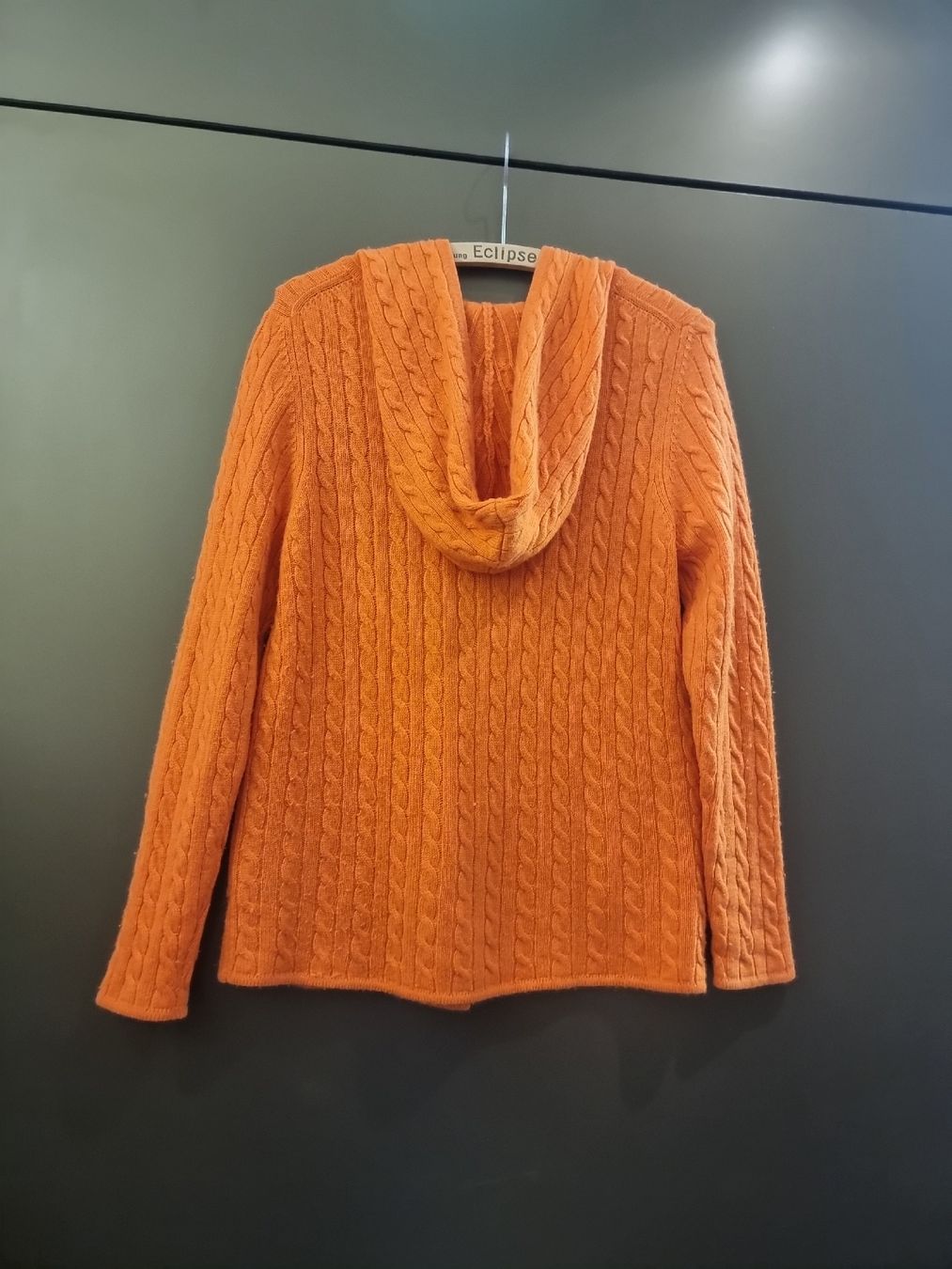 Giacche: bypack super Kaschmir Strickjacke mit Kaputze – Usato da Zürich venduto da ANU-AnimalsNeedUs 1
