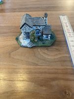 Lilliput Lane Sweet Shop