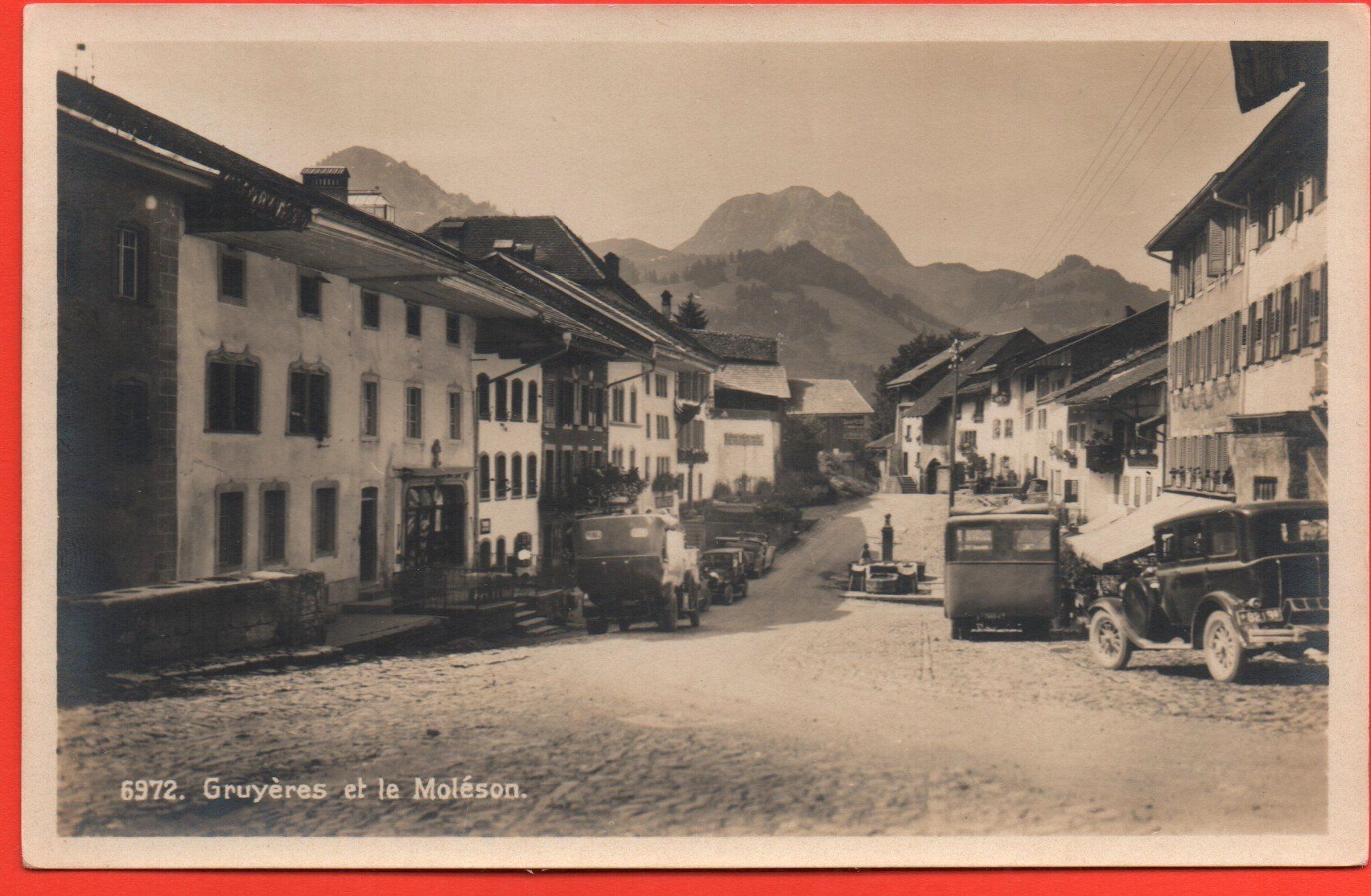 Cartoline postali: GRUYÈRES et le Moléson - Oldtimer, Auto – Nuovo (secondo la descrizione) da Jona venduto da philajona