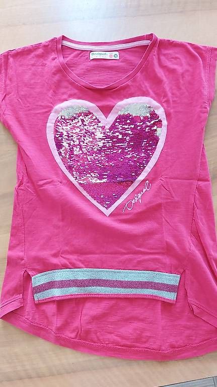 Blouses, T-shirts & Tops: Desigual Tshirt Gr. 146 / 11-12 jährig – D'occasion à Rotkreuz par MASI17