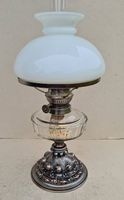 Grosse Petrollampe mit tollem Zinkfuss u. Glasschirm um1900