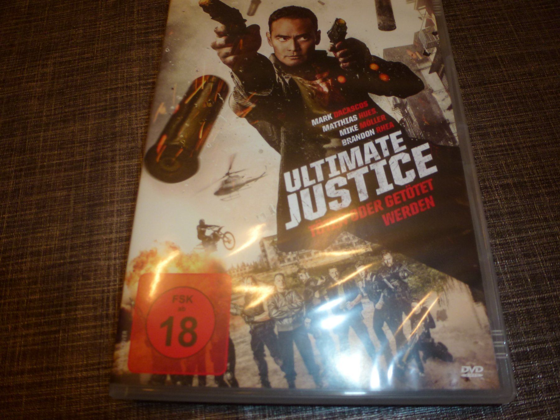 Tutti i DVDs: Ultimate Justice (DVD) – Usato da Olten venduto da Disc-Verkauf