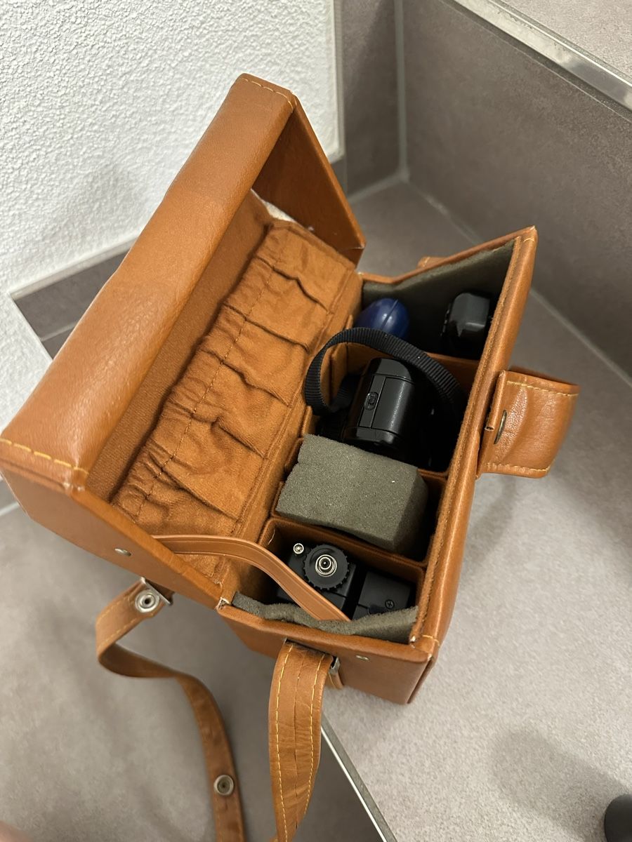 Pentax Fotocamera: Pentax Auto 110 Super Kamera Set mit 3 Linsen und Blitz! – Usato da Ebikon venduto da Gaenggeliwaar 8