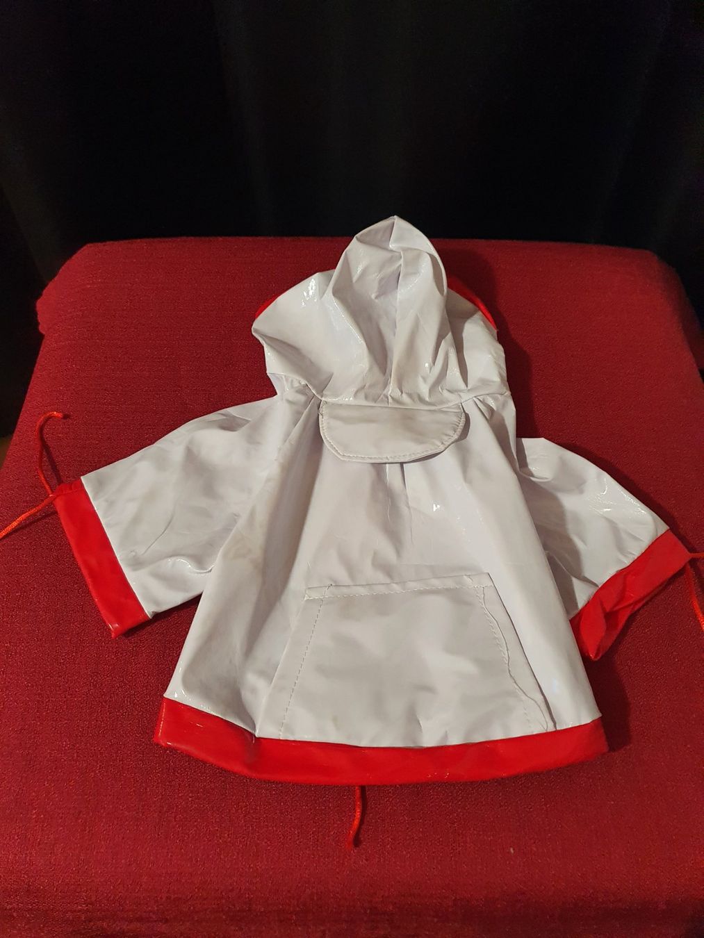 Abbigliamento: Weisse Regen-Jacke für Katzen oder Hunde - 1 Stk – Usato da Auw venduto da beretta1966 1