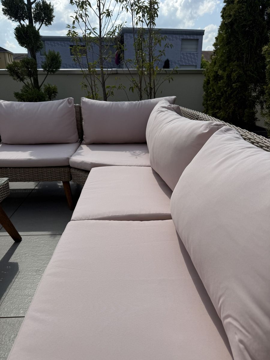 Sofas: Hochwertige Gartenlounge inkl. Tisch – Gebraucht aus Niederwil AG von mar_s9sz 1