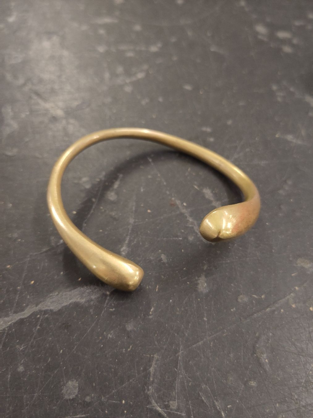 Bracciali & Braccialetti: Armband aus Messing  – Usato da Pratteln venduto da Cartonsducoeur_bl 1