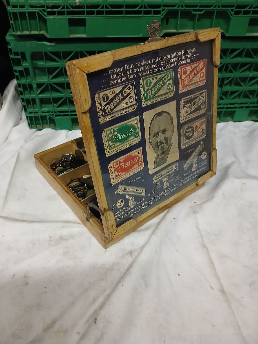 Rasoirs & Lames de rasage: Historische Rasex Holzbox mit Sortierfächern antik – D'occasion à Belp par Guadalupe84 3